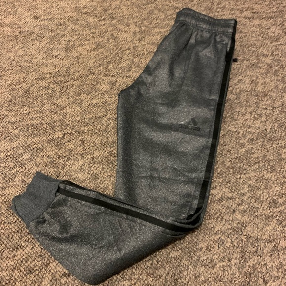 Sport wear- unisex - Picture 3 of 5